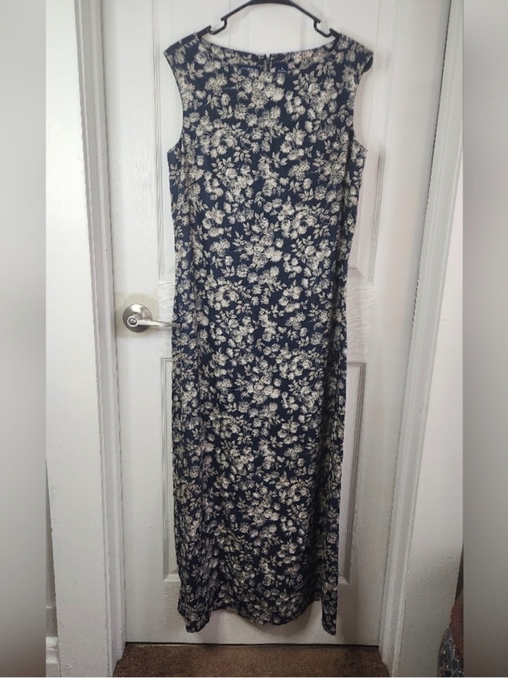 LizSport Linen Maxi